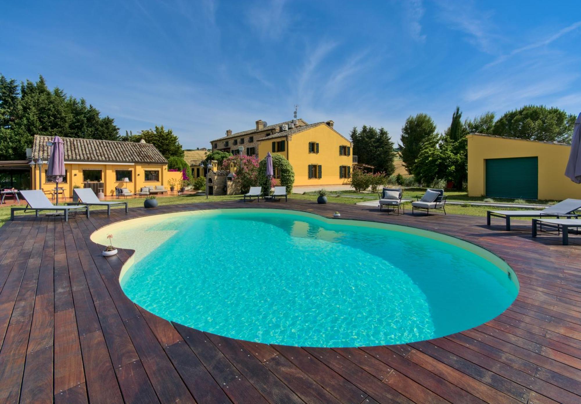 Villa Morro Suites Morrovalle Exterior photo