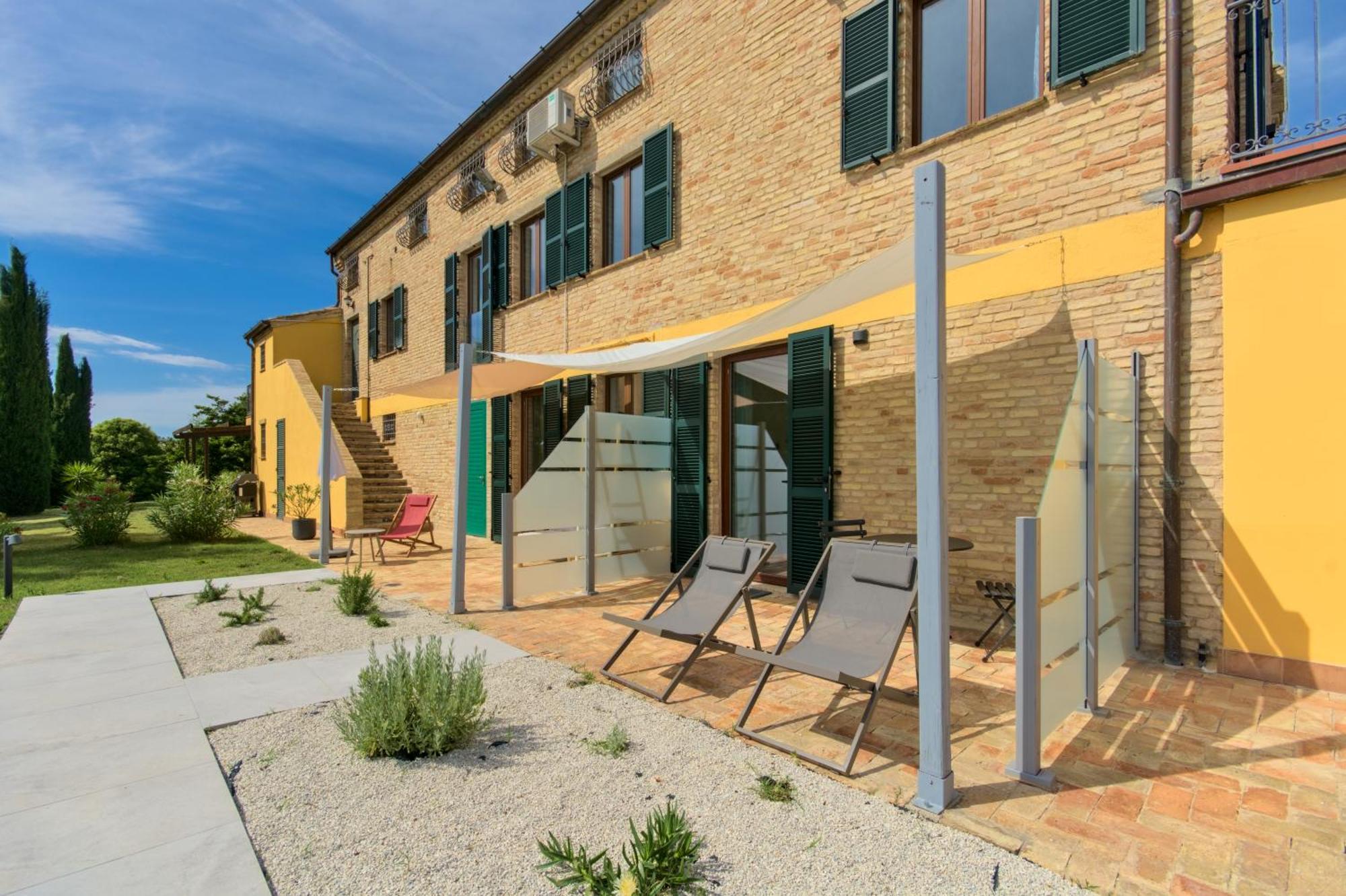 Villa Morro Suites Morrovalle Exterior photo
